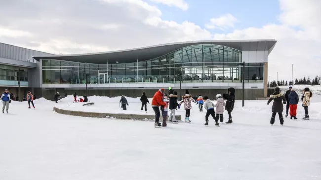 Outdoor skating rink in Vaughan