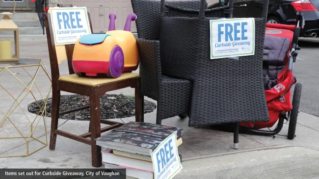 gently used item at the curbside